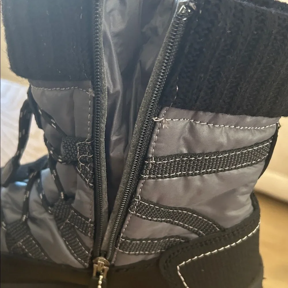 Santana Canada Thea Waterproof Boot Size 10, Black/Grey, NWOT